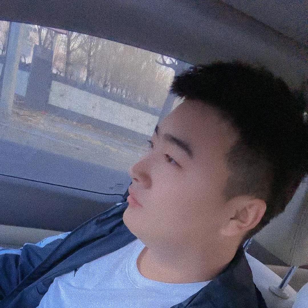 杯中烈酒敬余生