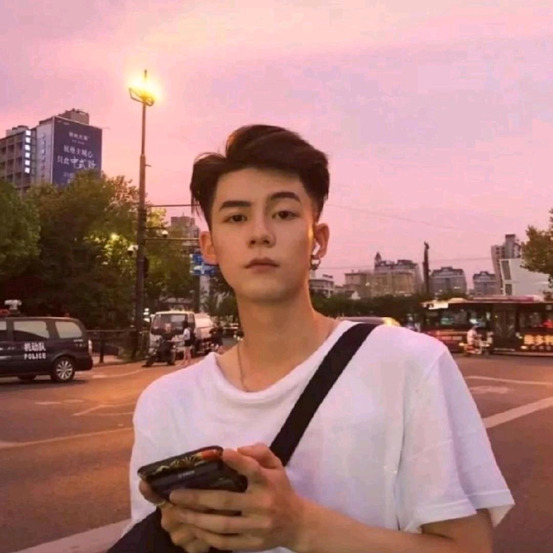 🌈少年与梦🌈
