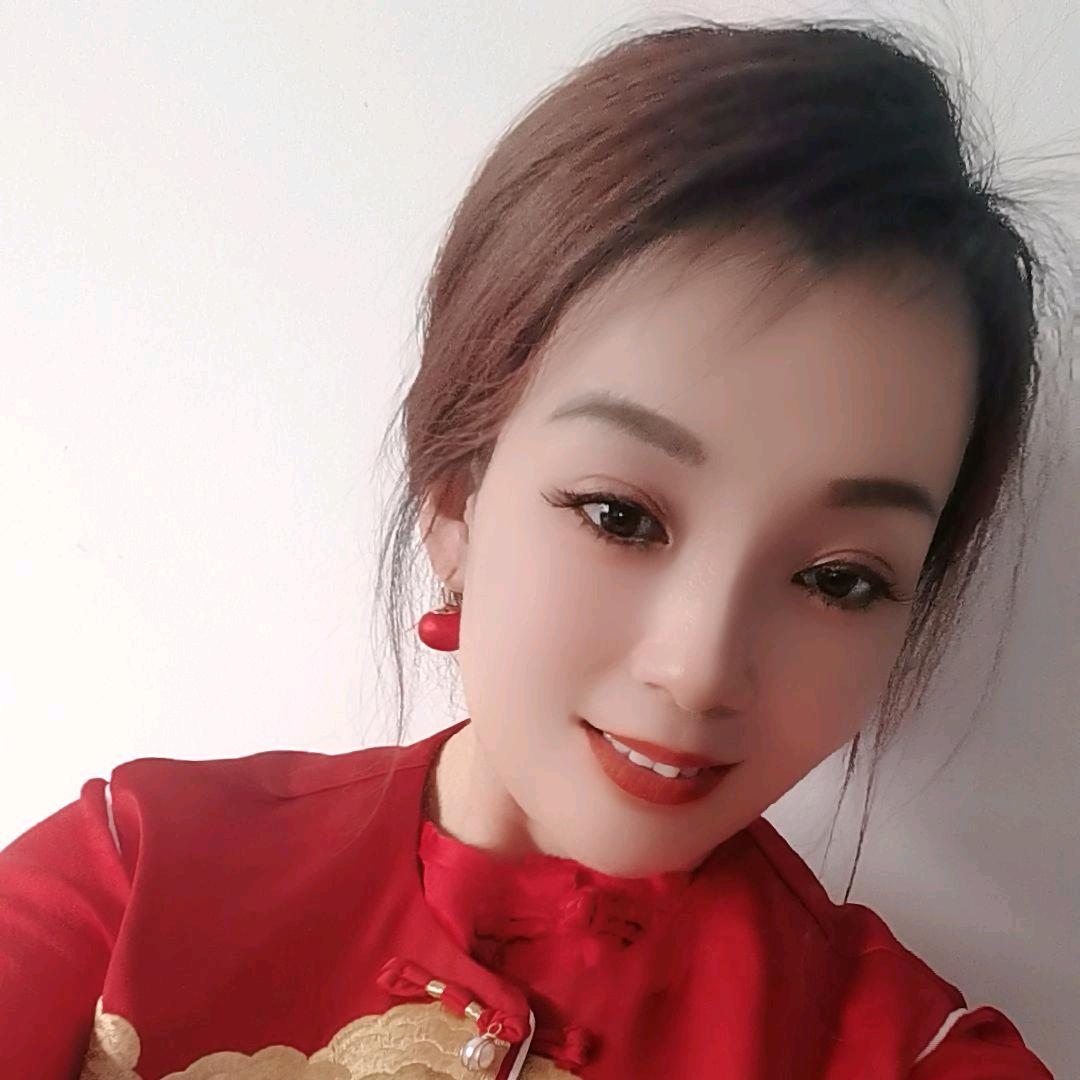 前进着的女总裁