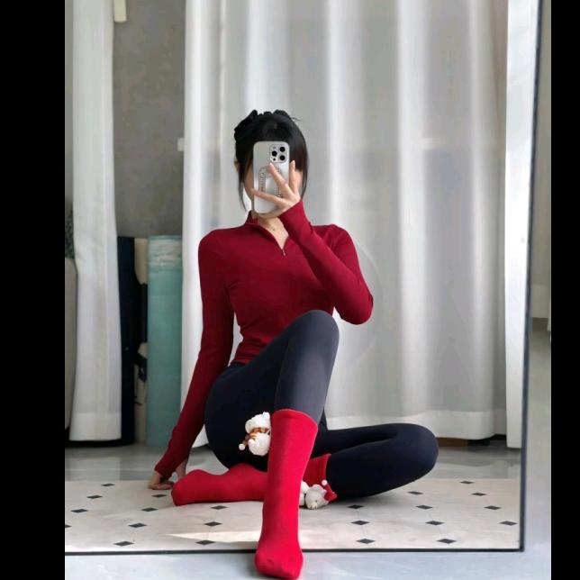 念念的月下小汗