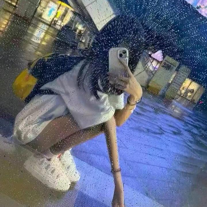 小君不會吃辣