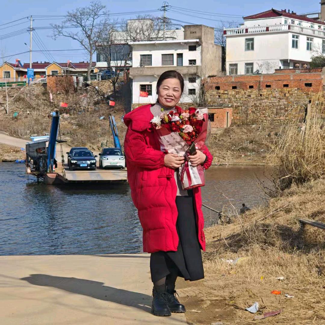 余春莲