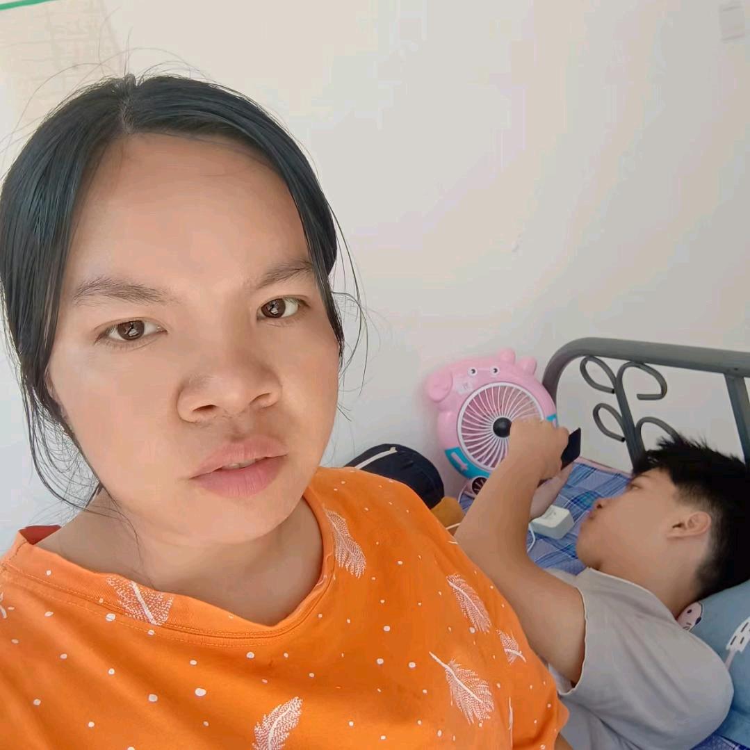 阿秀早上6.30半开播