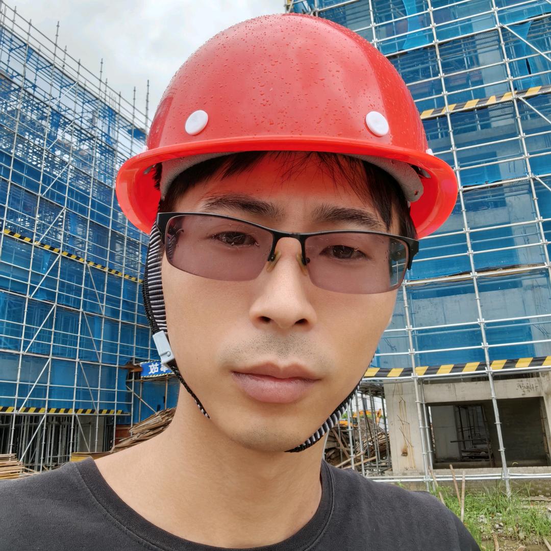 建筑木方雄起