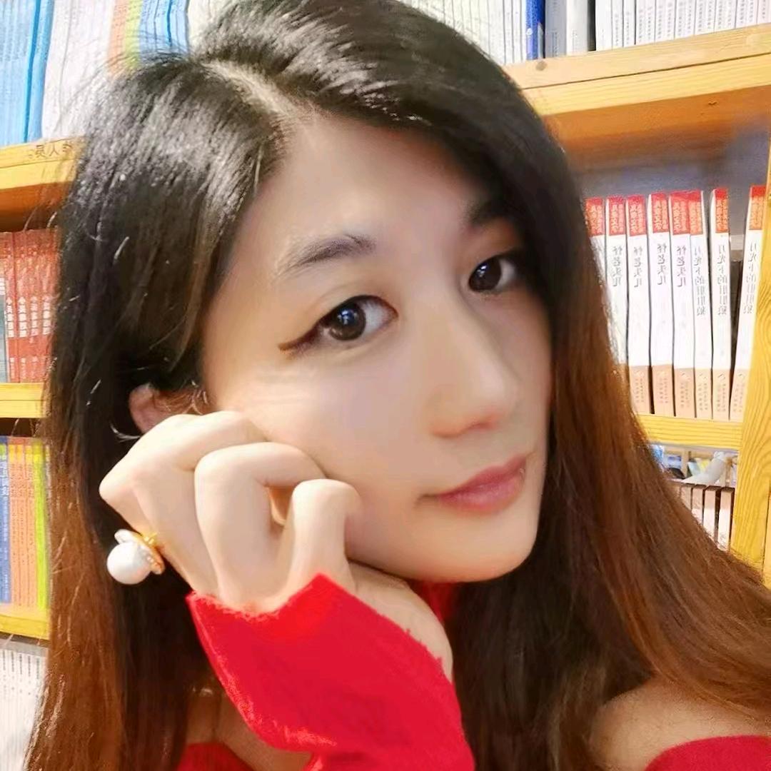 杨小小