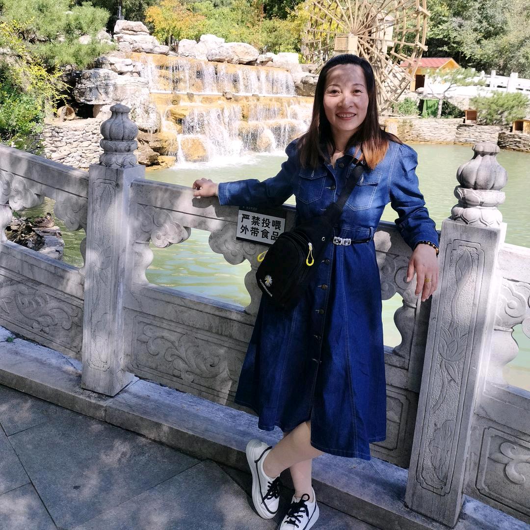 燕燕麻辣烫