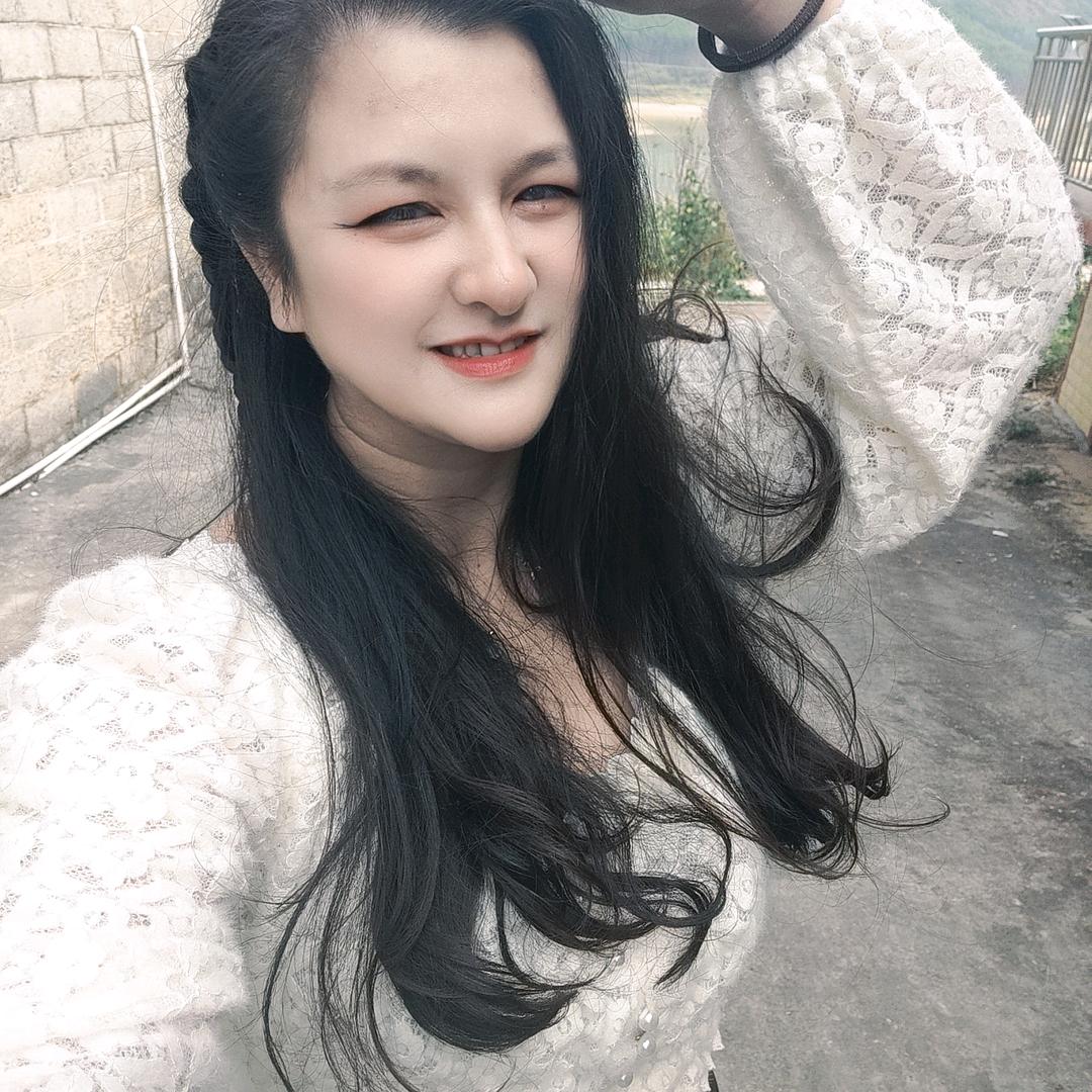 安安(●—●)