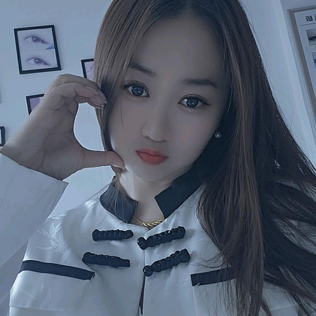 敏敏吖