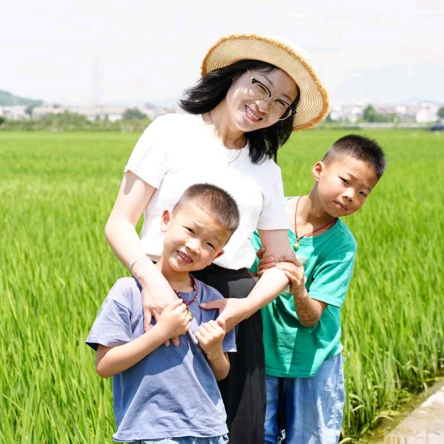 谁以时光淡了流年