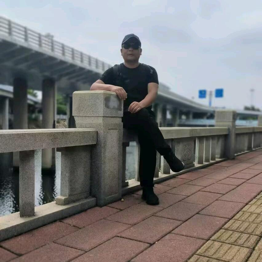 你不是我的蔡