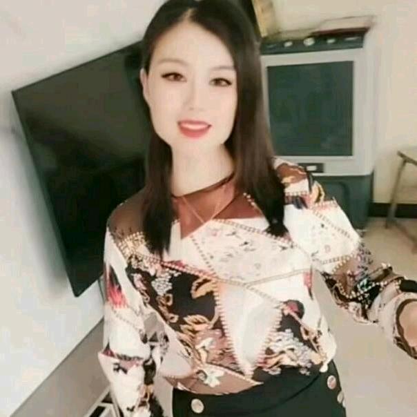 杨妹妹。