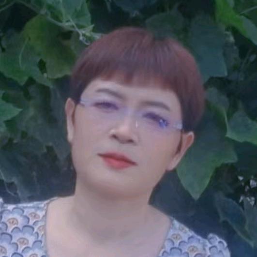 张艳每天晩上7点半直播