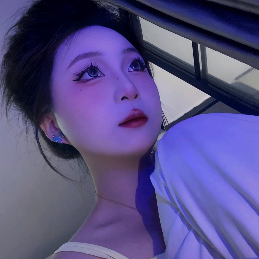 小霞