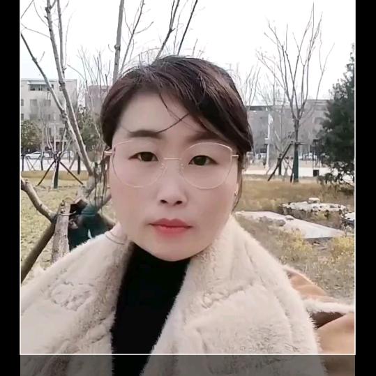 张丽聊养鸡