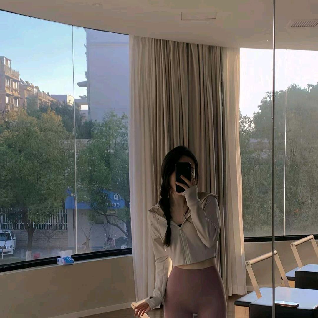 小火柴烤地瓜 ；