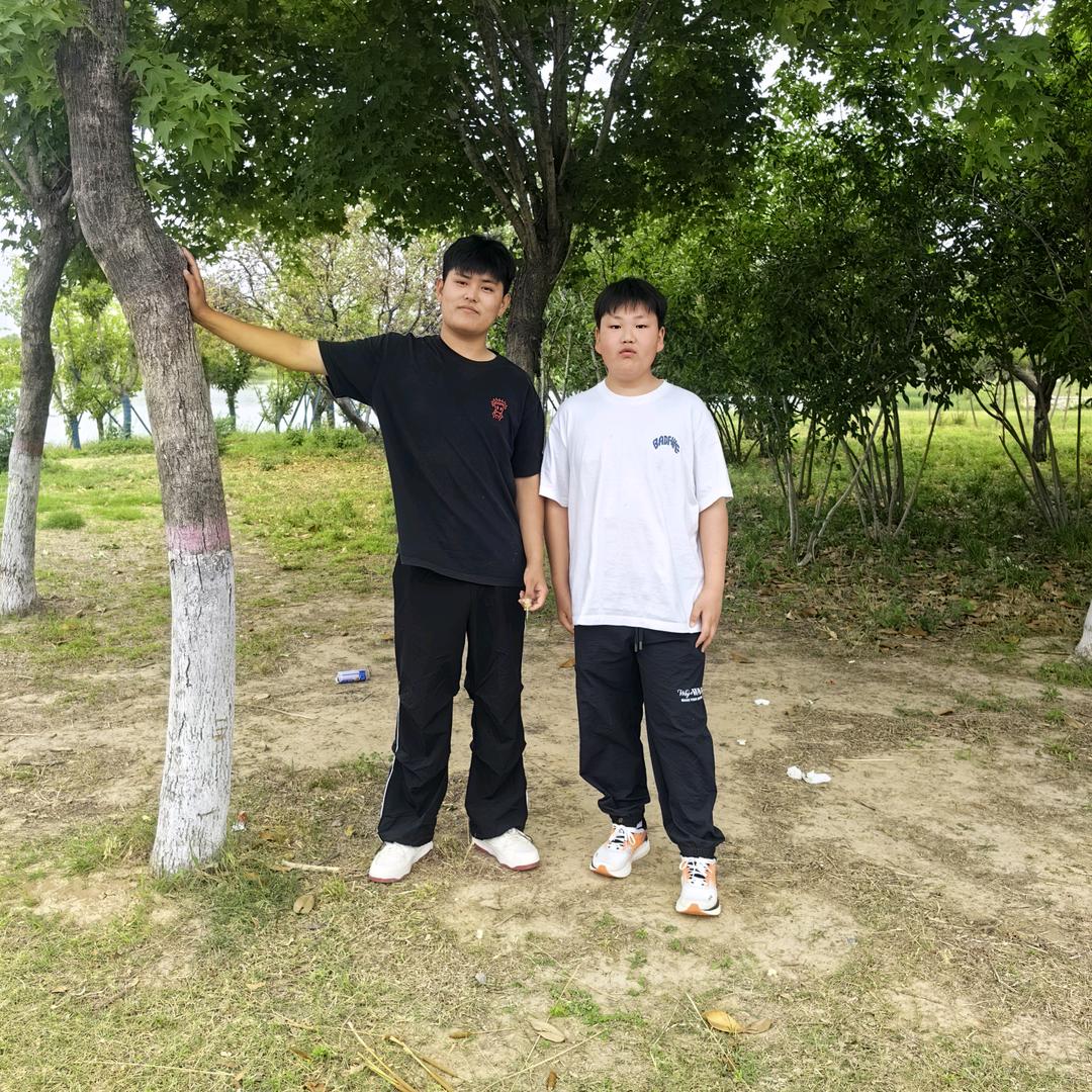 张世伟