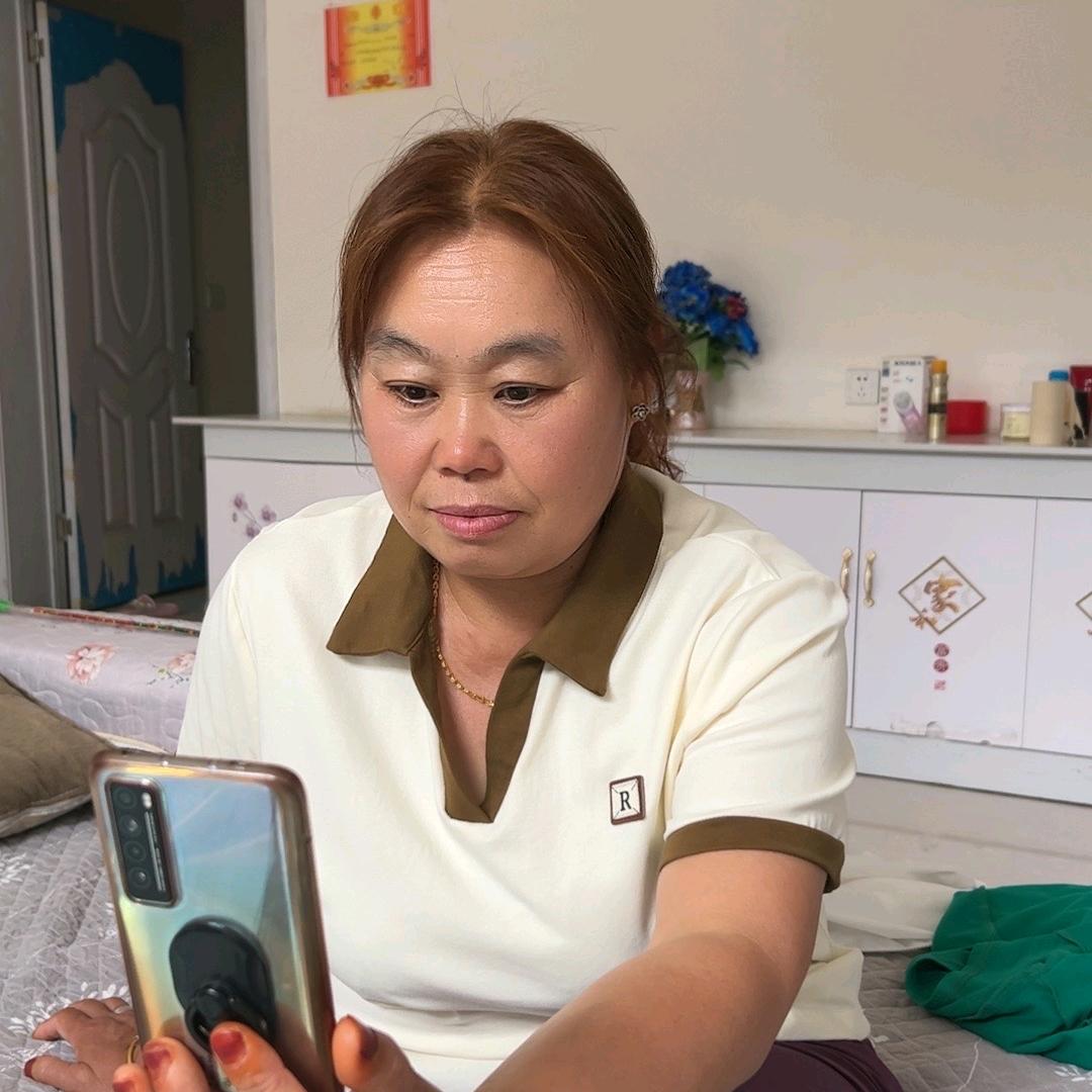 张丽&
