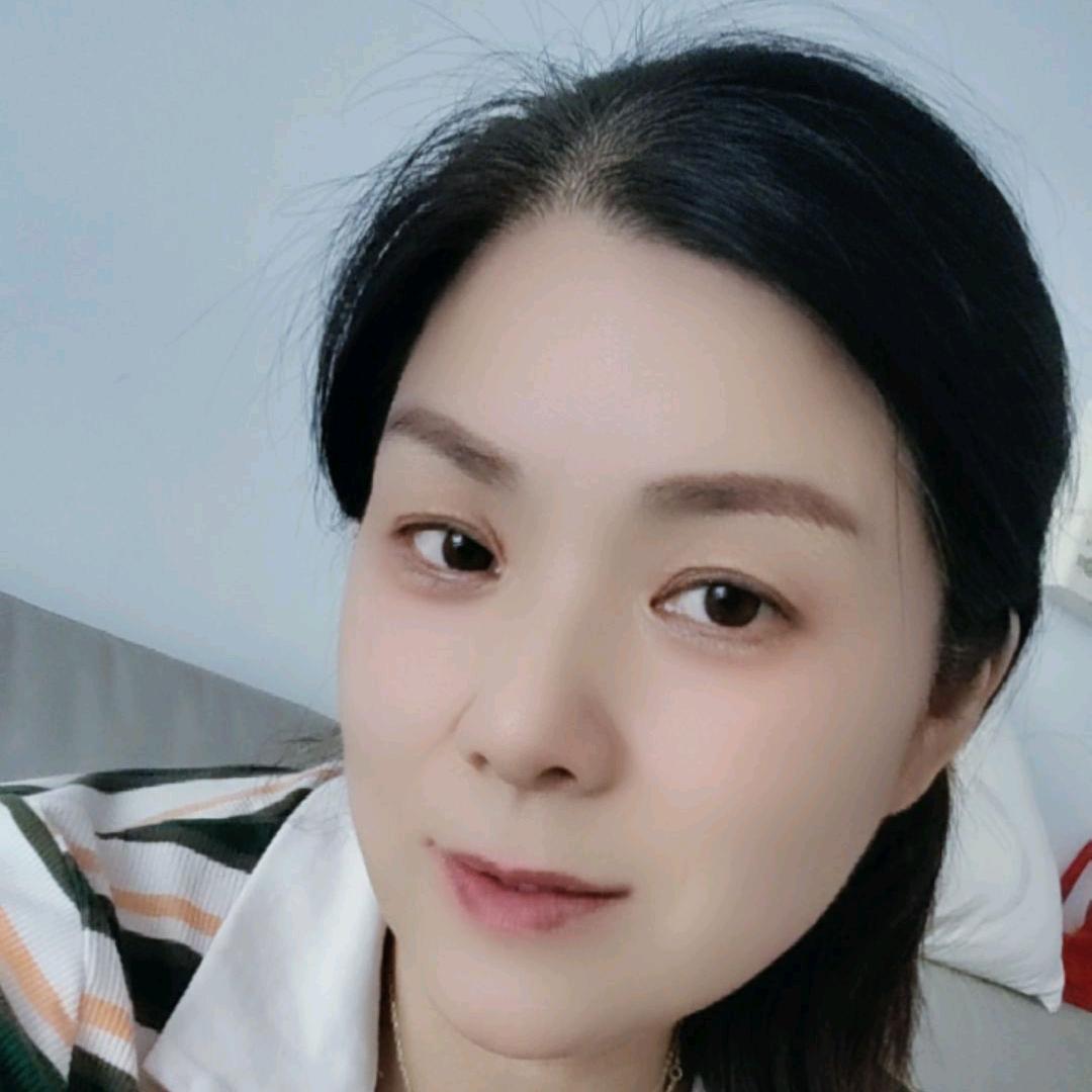 默~