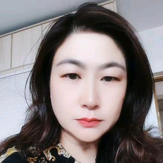雅如云伊