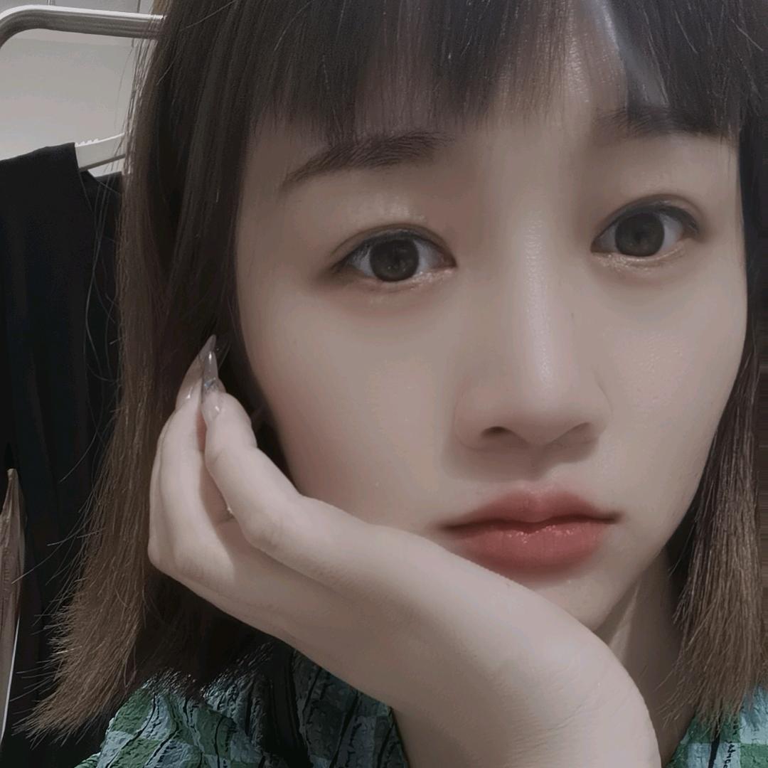 W大婷