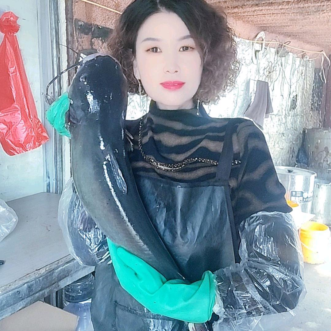 美红西赵村《活鸡活鱼现杀》