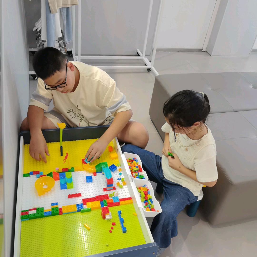 方女子🧍‍♀️