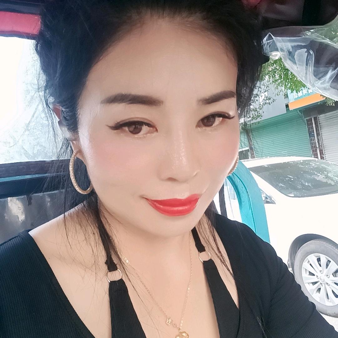 潘集伟伟