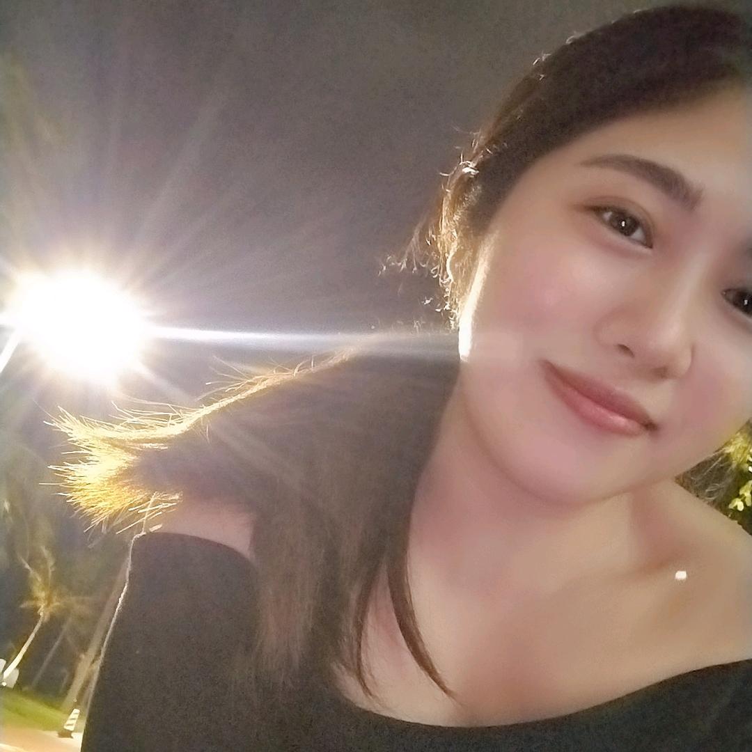 不正经的老板娘🌸