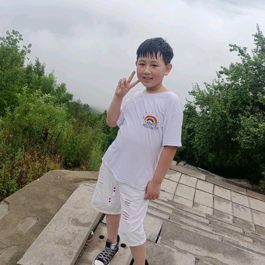 鸣泽成长记