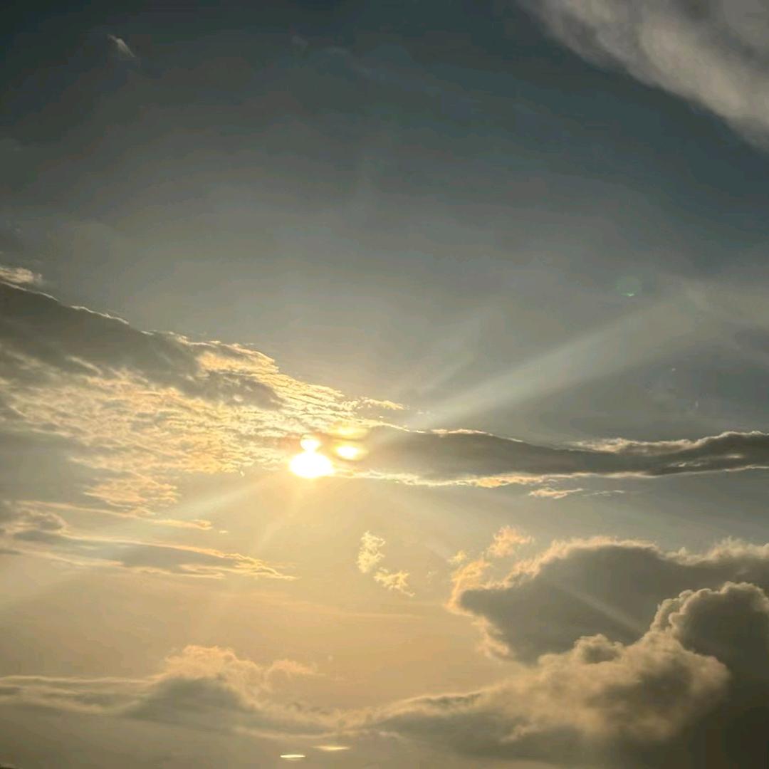 明逸繁星