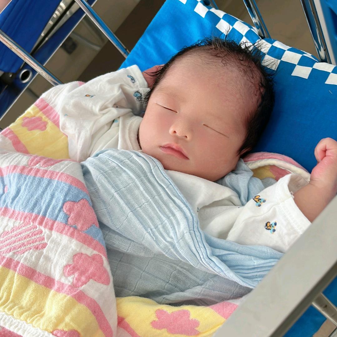 贝贝妈咪(孕中期)