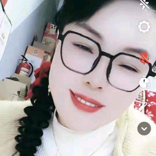 可爱香香单谁来陪