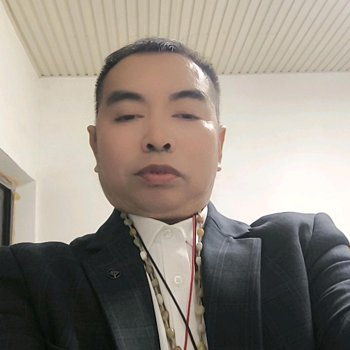 潘万清，与你相遇，共同求发展