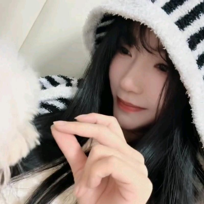 故巷曾听雨_
