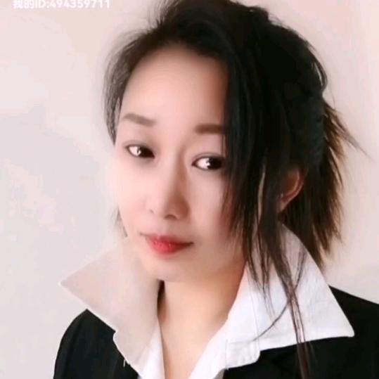 潇潇: