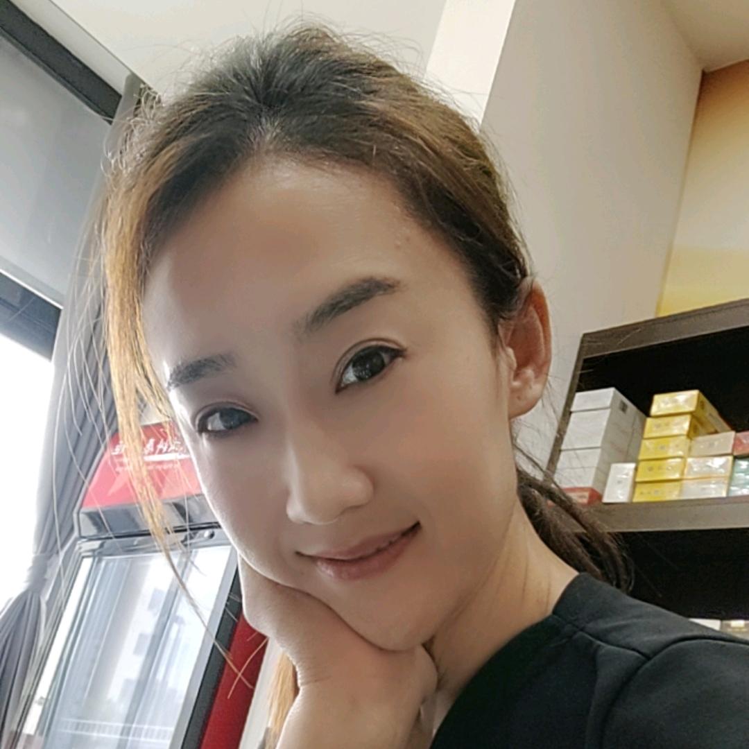 美丽善良的巫女