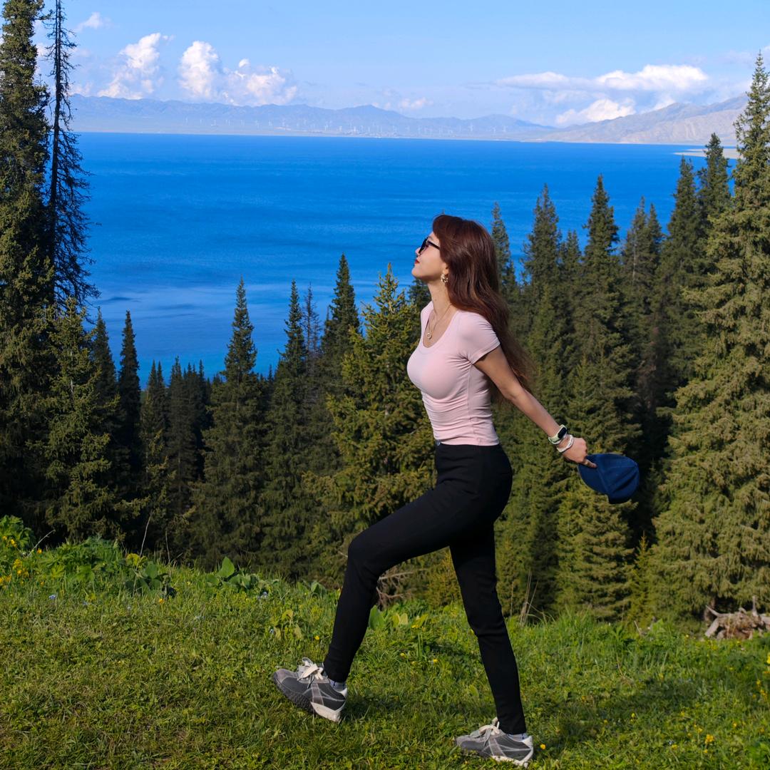 🍭爱吃鱼的猫猫⛱