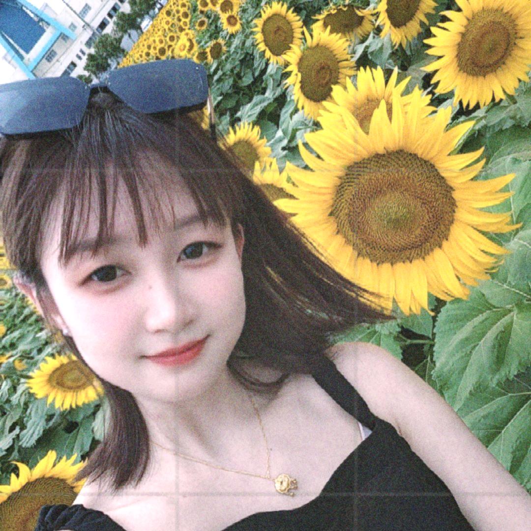 𝒞𝒽ℯ𝓃ᥫᩣ