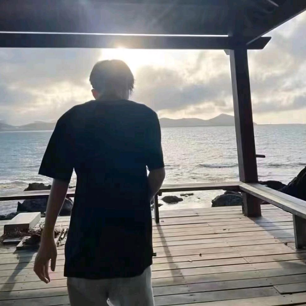 阿龙..