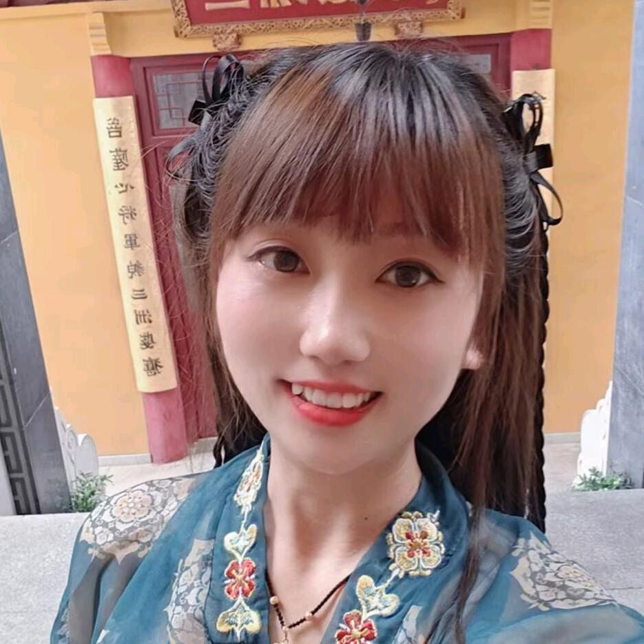 十堰儒房地产蓝蓝