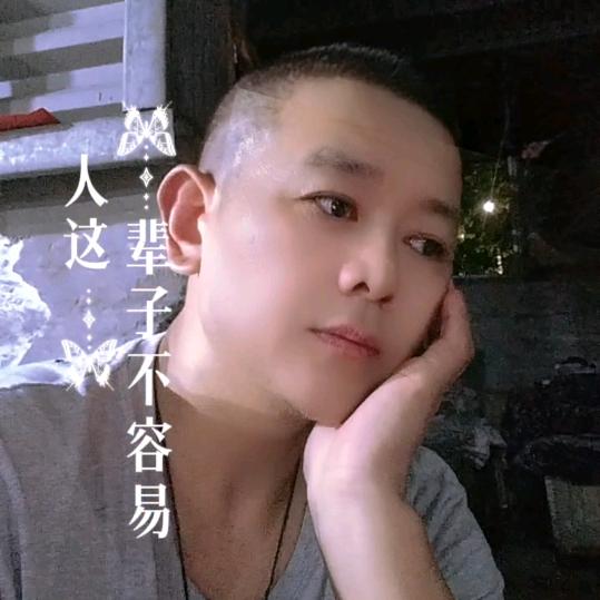 前舞飞扬《传承自由式钱杆舞》