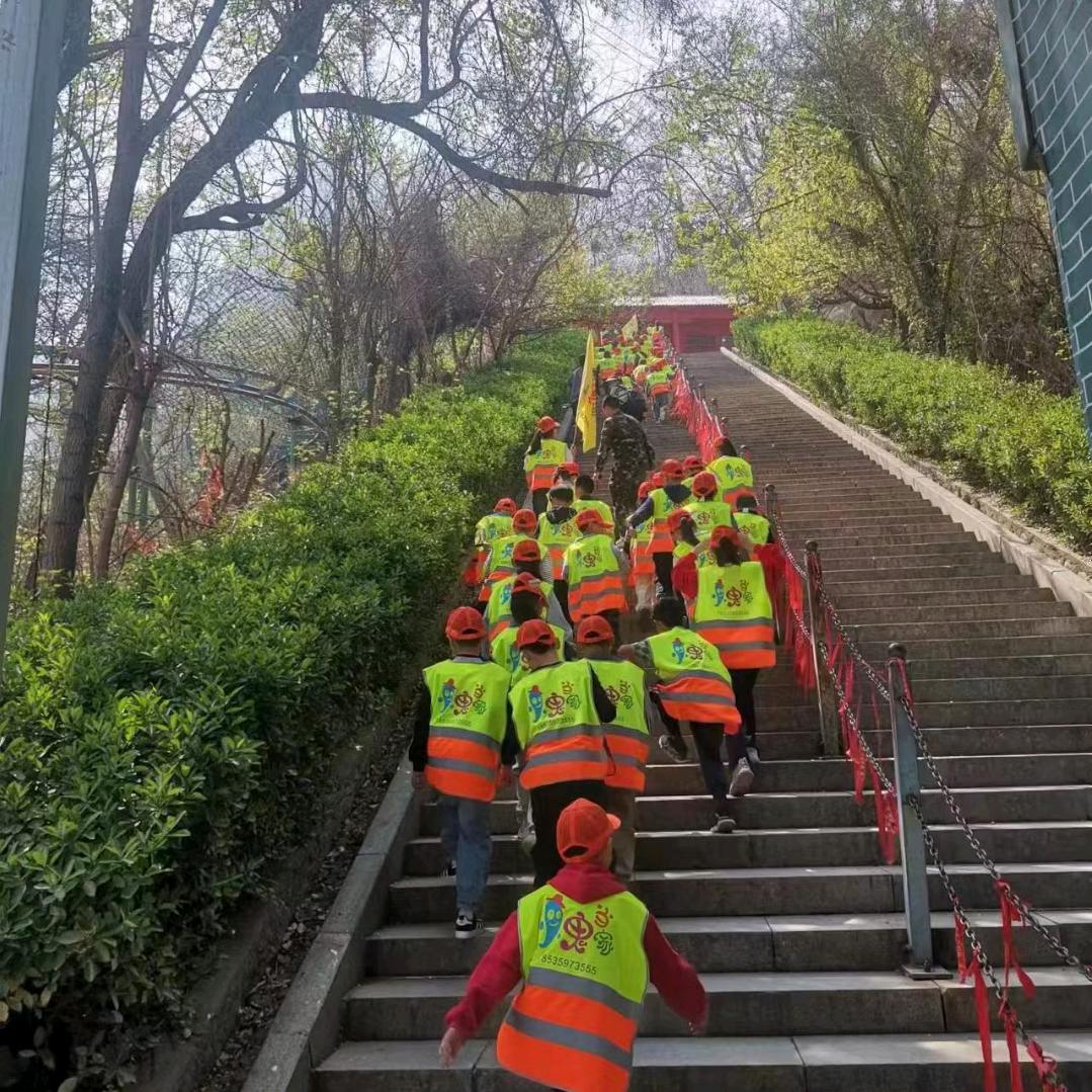 山西小鬼当家胡老师