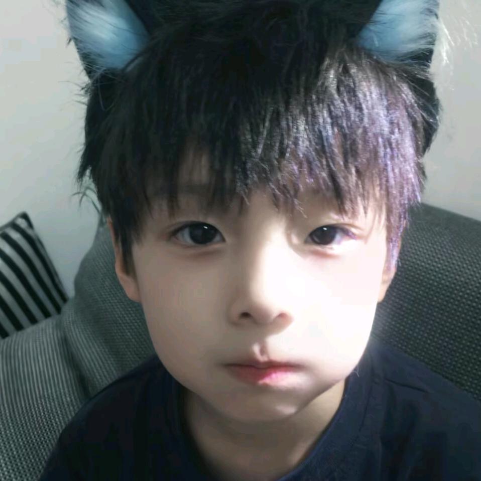 松鼠小伙