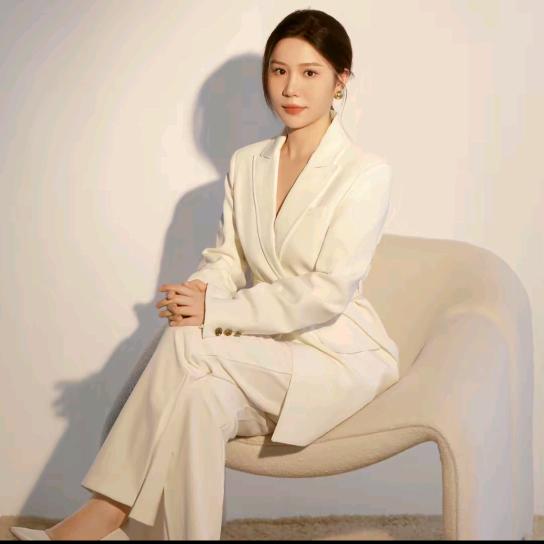 禾悦-看脸找丹丹