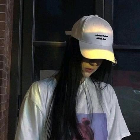 神秘隐世的星若头像