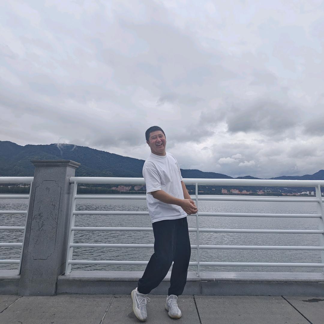朝海暮梧