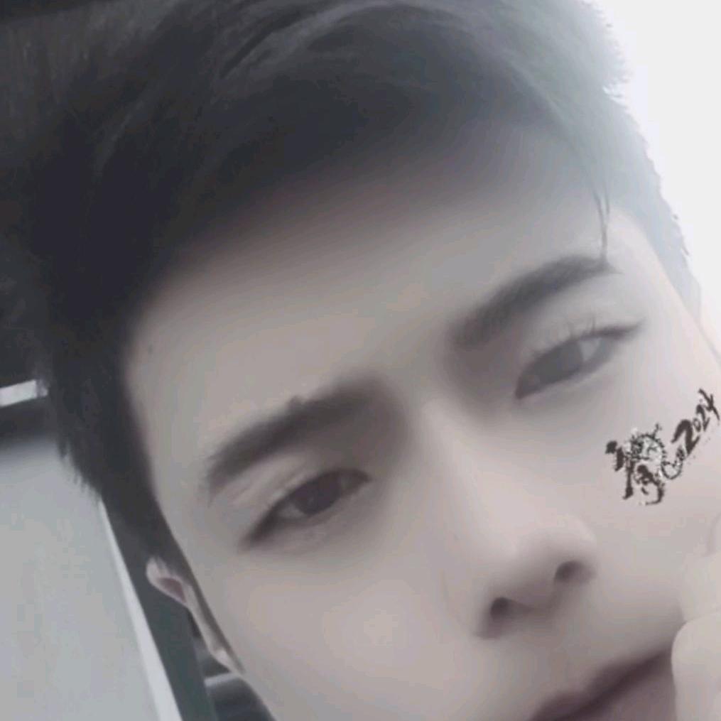 圥忈