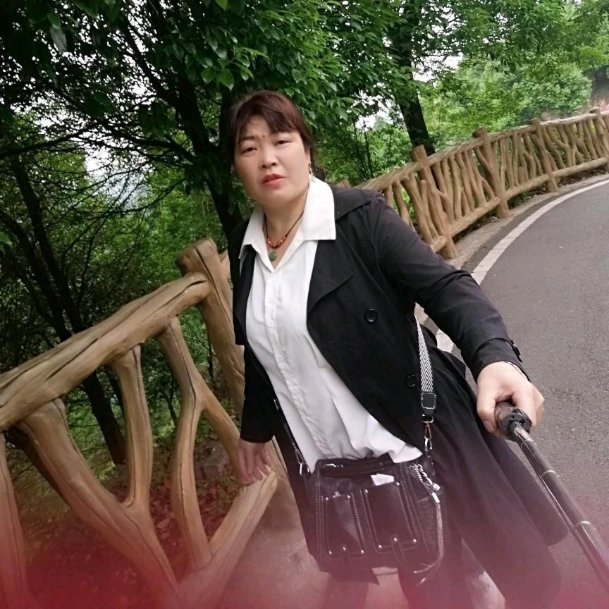 香飘飘👜👜姓李