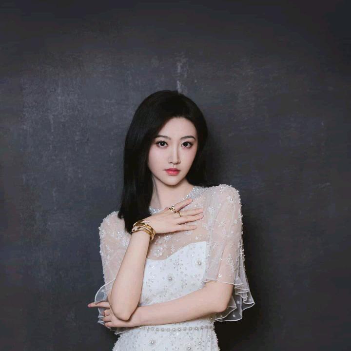 铜仁按移动摩阿英