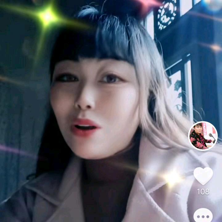 不想回忆过去。